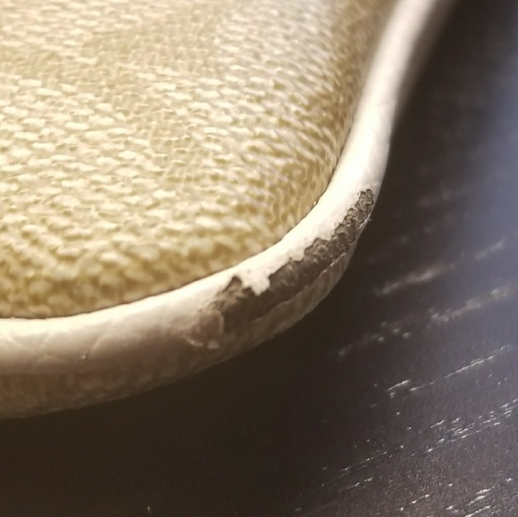 Beige Coach Wristlet - Picture 4 of 4